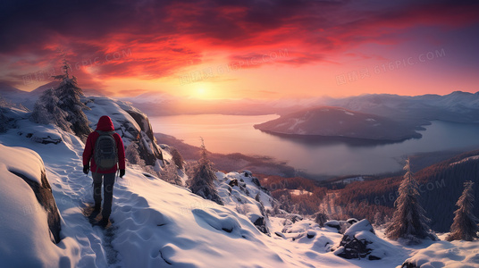 风车剪影：园区午后光影中的结构之美